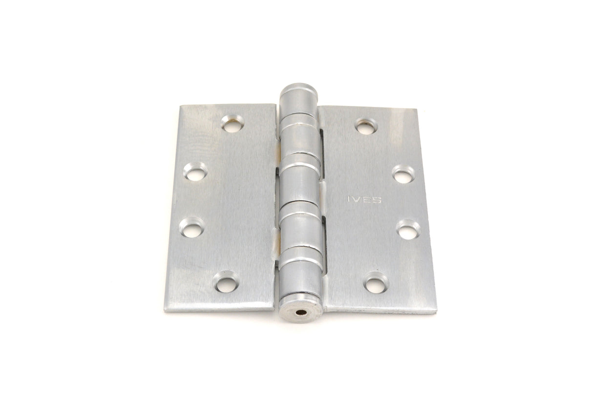 Ives Commercial 5BB1HW412652 4-1/2" x 4-1/2" Five Knuckle Ball Bearing Heavy Weight Hinge Satin Chrome Finish
