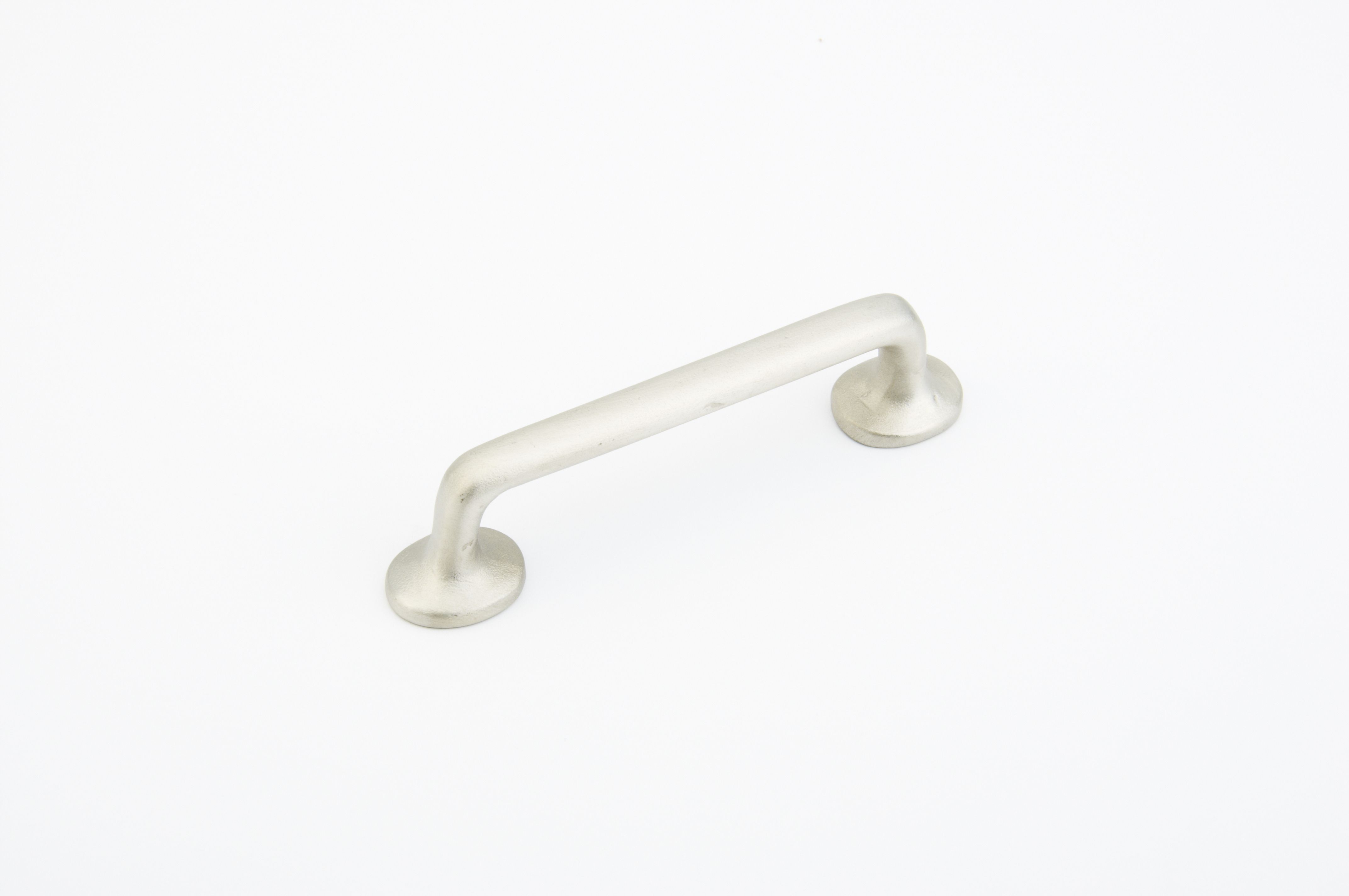 Schaub 777-AS 4" Center to Center Mountain Cabinet Pull Antique Silver Finish Main image