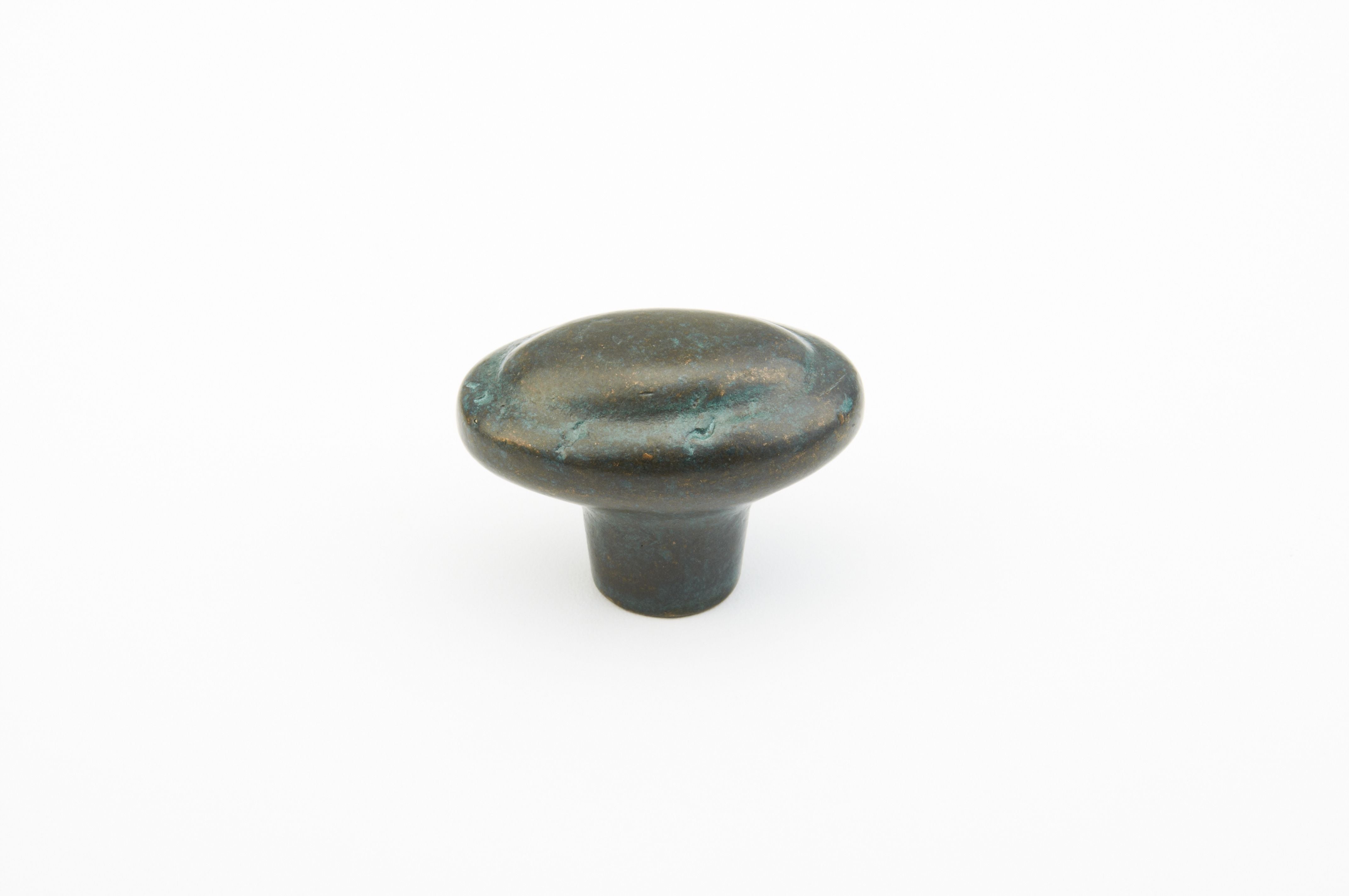 Schaub 782-VI 1-7/8" Mountain Oval Cabinet Knob Verde Imperiale Finish Main image